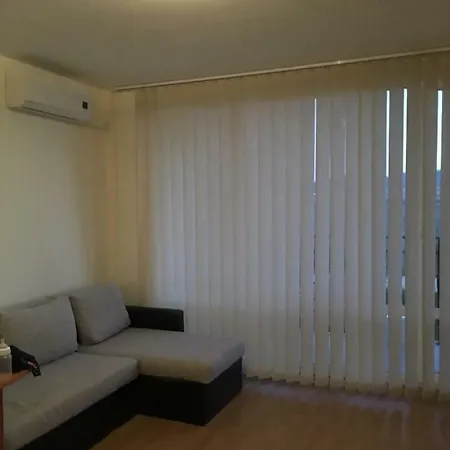 One-bedroom In Fort Orchid Апартаменты Солнечный берег