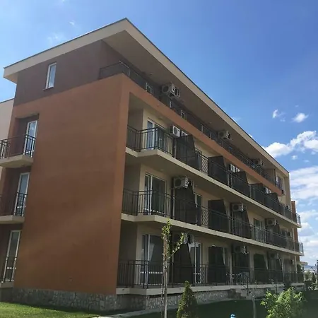 One-bedroom In Fort Orchid 阳光海滩
